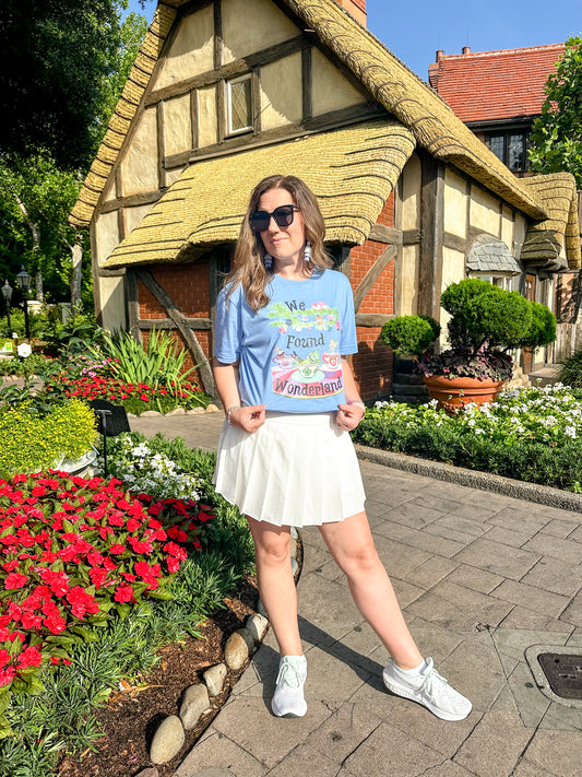Wonderland tee